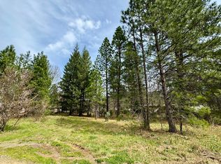 731 N Old Stage Rd, Cave Junction, OR 97523