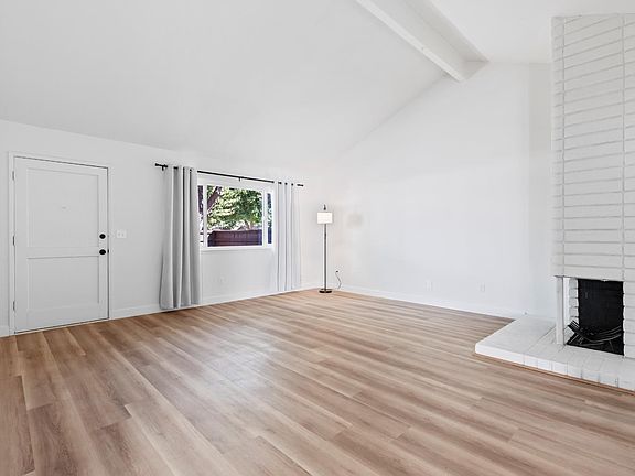 5th image of 305 Del Prado Ct