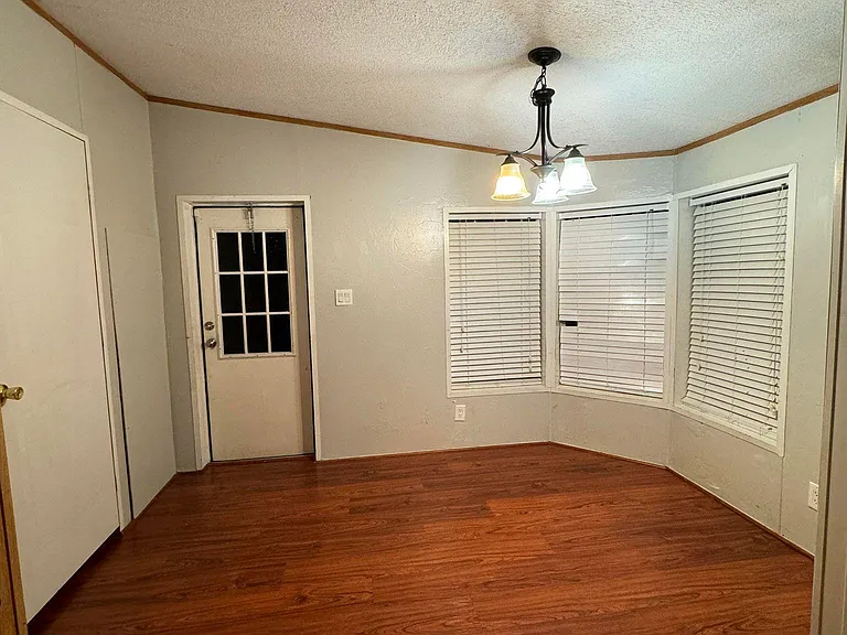 31315 Wide Oak Cir — Photo 7