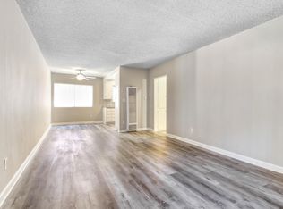 19915 Roscoe Blvd, Winnetka, CA 91306
