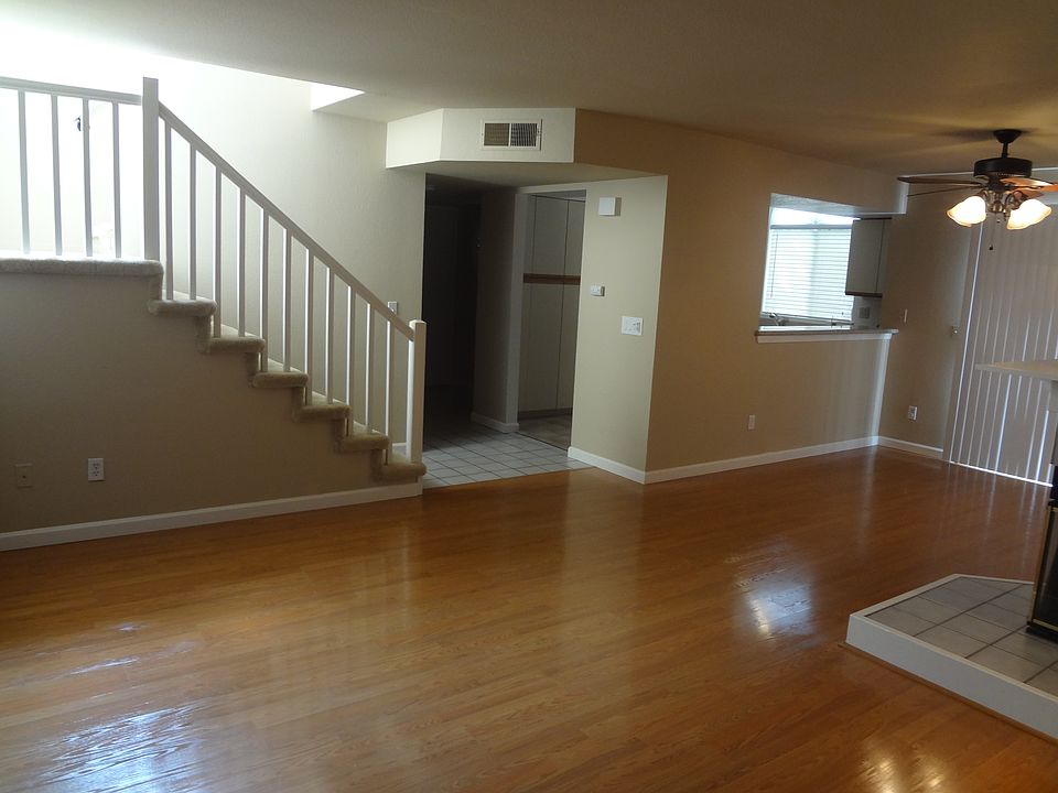 1st image of 9166 Madison Green Ln