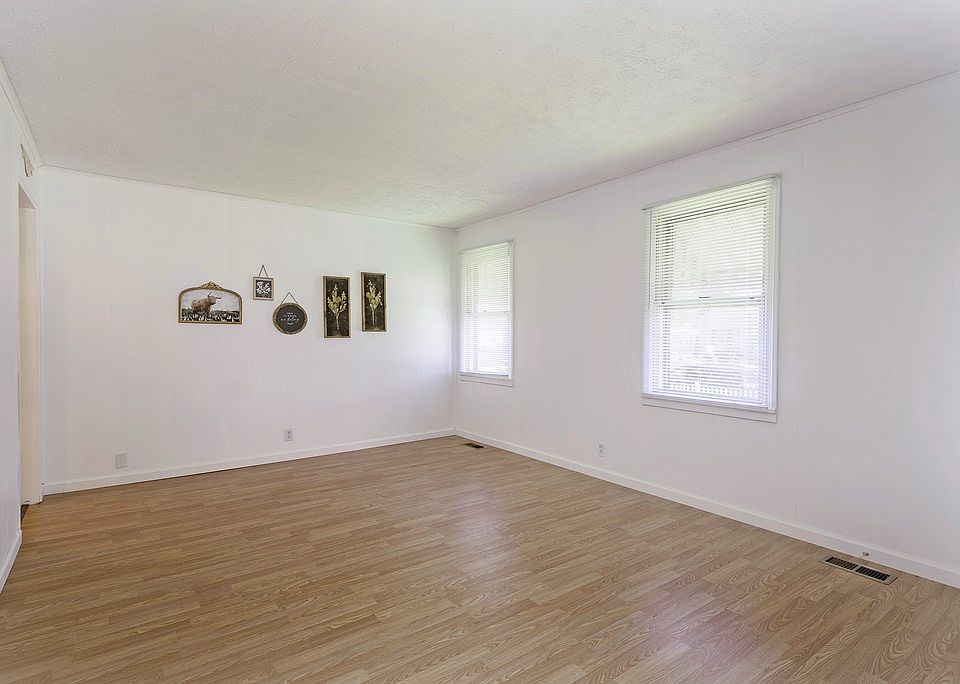 1613 Hermitage Dr, Kingsport, TN 37664 Zillow