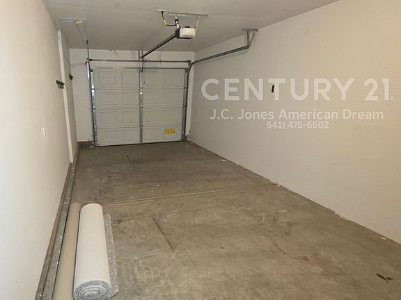 3rd image of 315-317 NE Cooper Ln #5