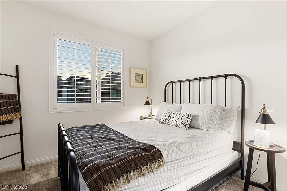 4 bed, 2.5 bath, 2068 sqft, $2,900 — Photo 1