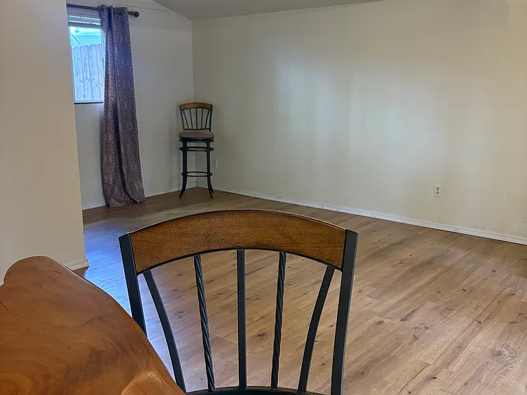 Pine Ridge Dr — Photo 4