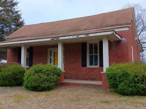231 Roanoke Ave, Littleton, NC 27850