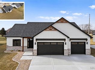 605 Tea Olive Blvd, O'Fallon, IL 62269