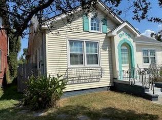 5439 Vermillion Blvd, New Orleans, LA 70122