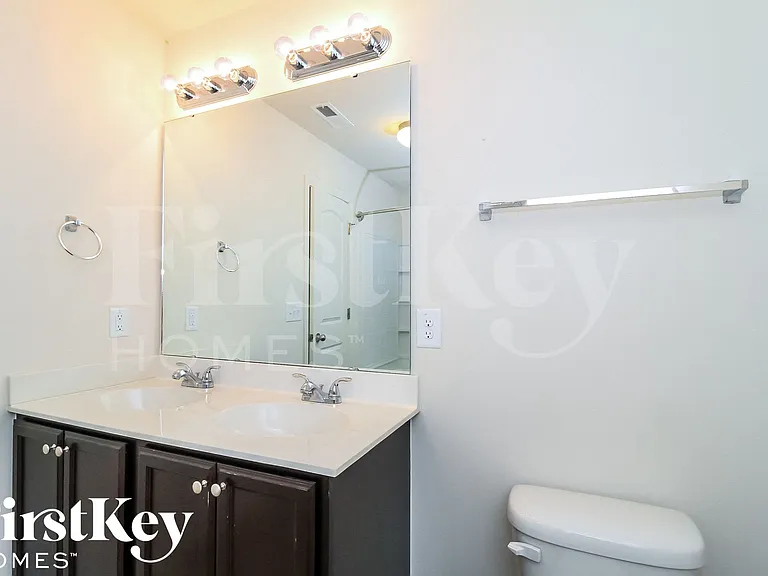 1909 Allyson Ave — Photo 9