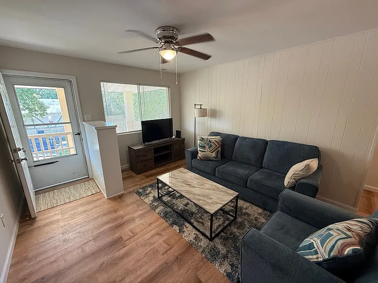 801 N Ann St #10 — Photo 11