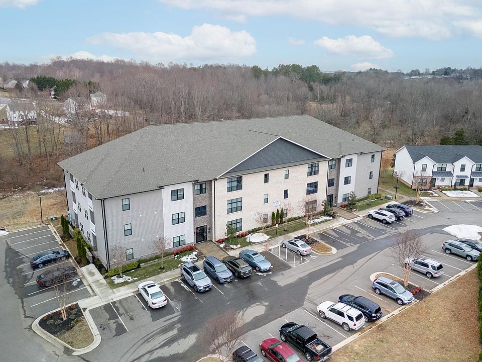 1st image of 1301 Stoney Ridge Blvd #208
