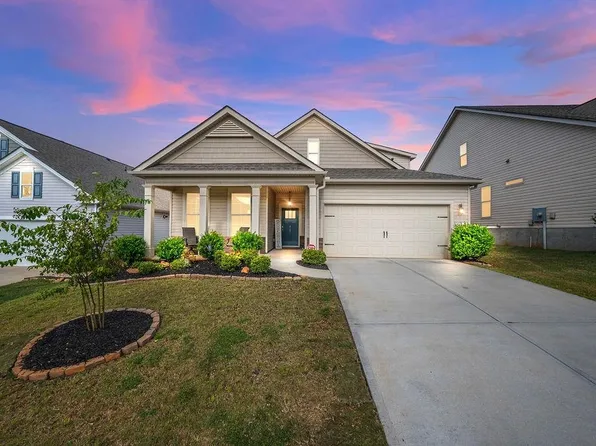423 Stepstones Dr, Boiling Springs, SC 29316
