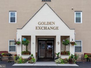 9 2nd Ave APT 304, Hanover, PA 17331