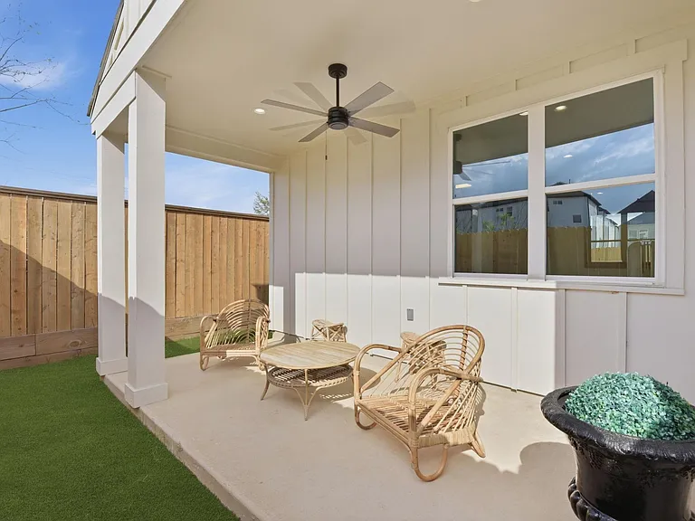 7704 Earl Rudder Way — Photo 42