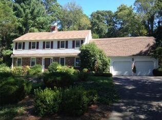 253 Fairoaks Ln, Cohasset, MA 02025