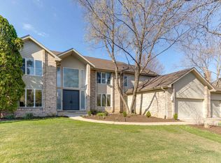 3126 Whisperwoods Ct, Northbrook, IL