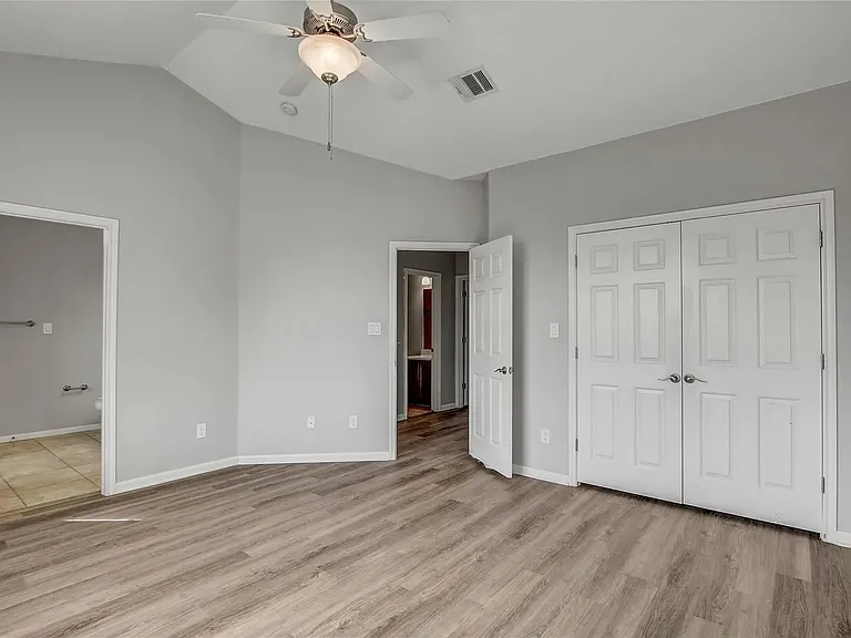 512 Eberhart Ln #1207 — Photo 12