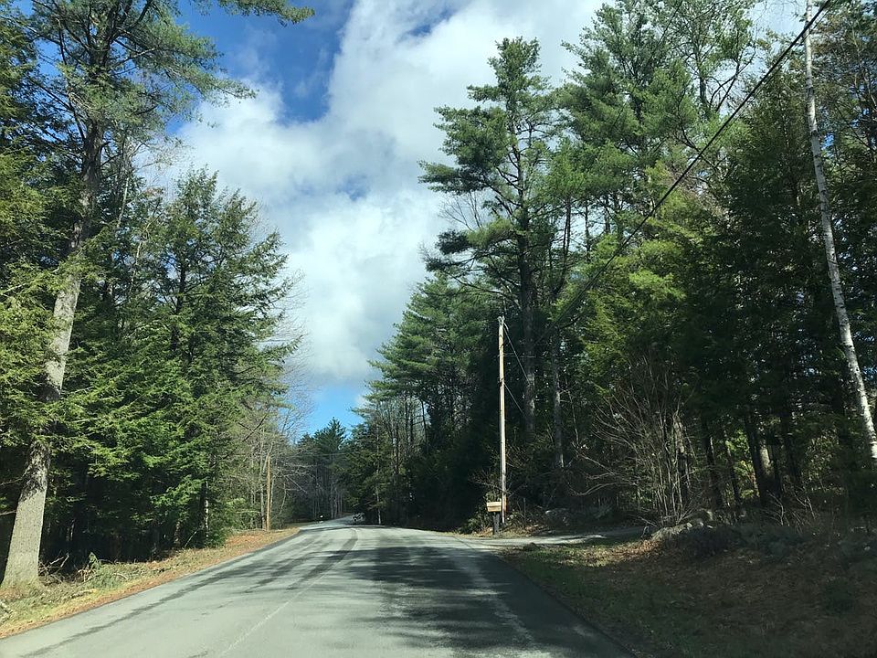 2nd image of 539 Royalston Rd