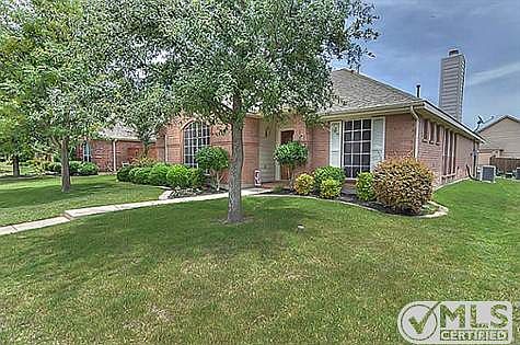 2nd image of 1576 Hansberry Dr