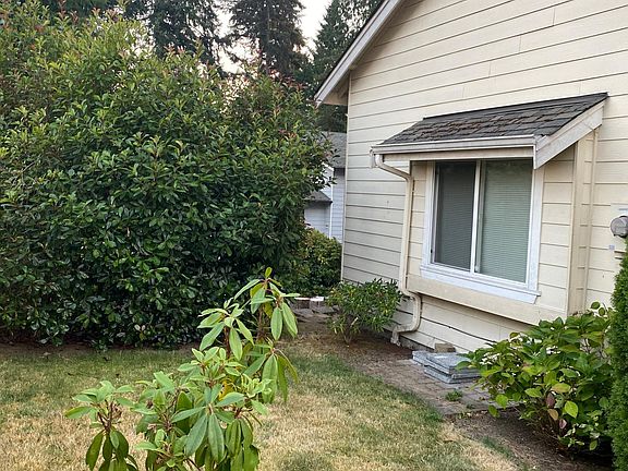 2nd image of 1922 152nd St SW