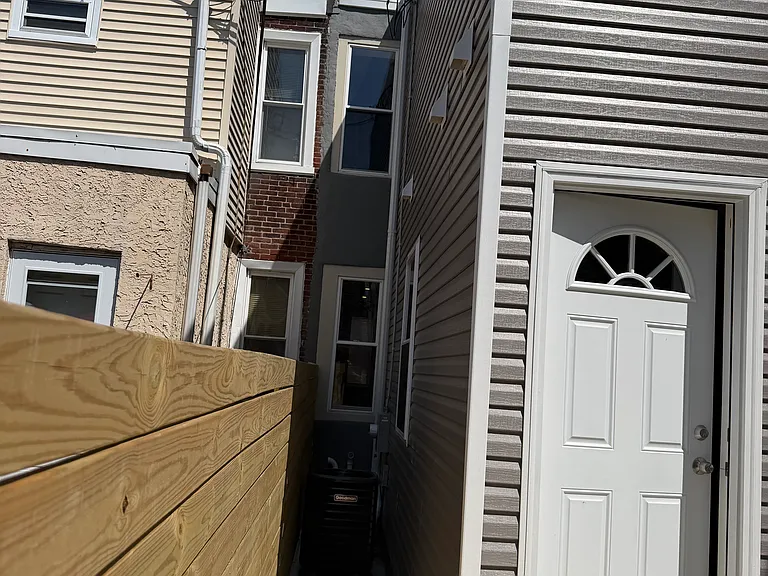 3141 Weikel St — Photo 4