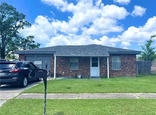 2600 Oregon Dr, Marrero, LA 70072