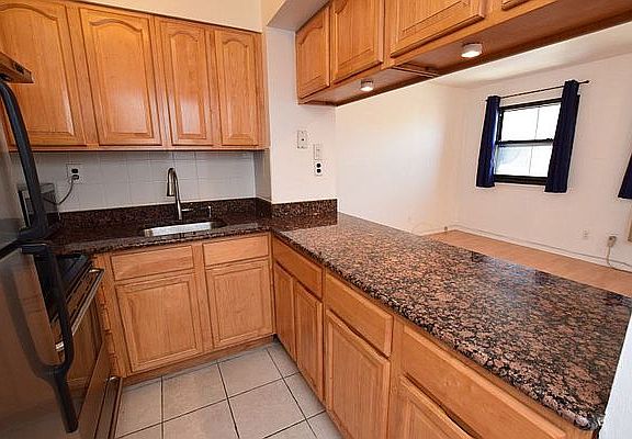 3rd image of 47-35 41st St #5B