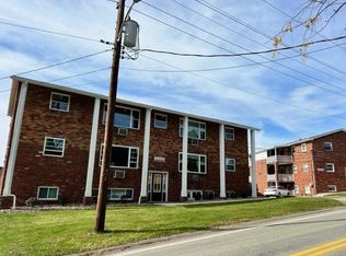 2 Forbes Dr #5B, Latrobe, PA 15650