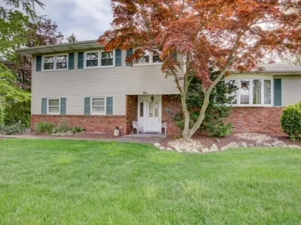 5 Gavel Rd, Sayreville Boro, NJ 08872
