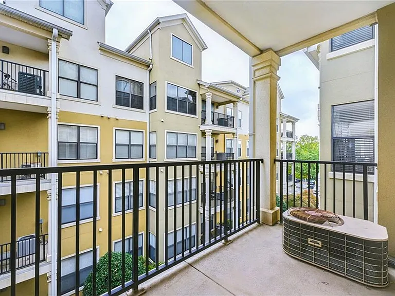 799 Hammond Dr #306 — Photo 23