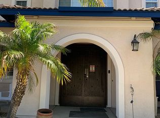 8156 Palm View Ln, Riverside, CA 92508