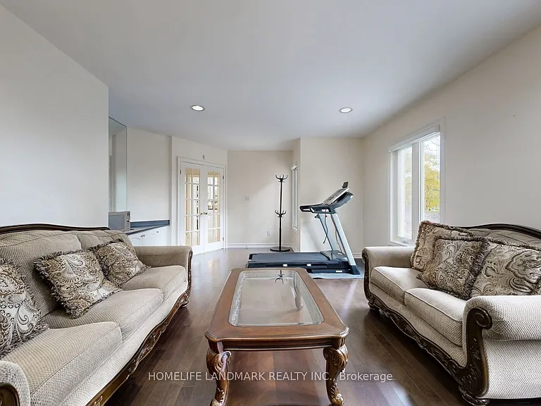 46 Green Ash Cres — Photo 38