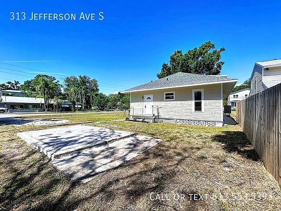 3rd image of 313 Jefferson Ave S