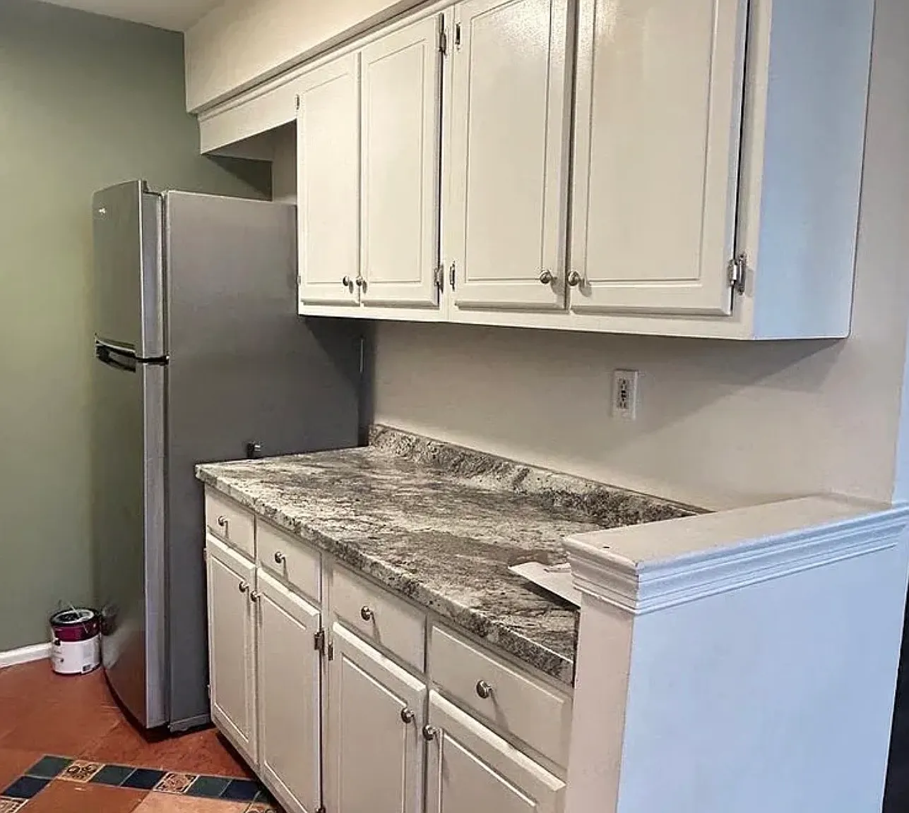 2 bed, 1000 sqft, $1,750 — Photo 3