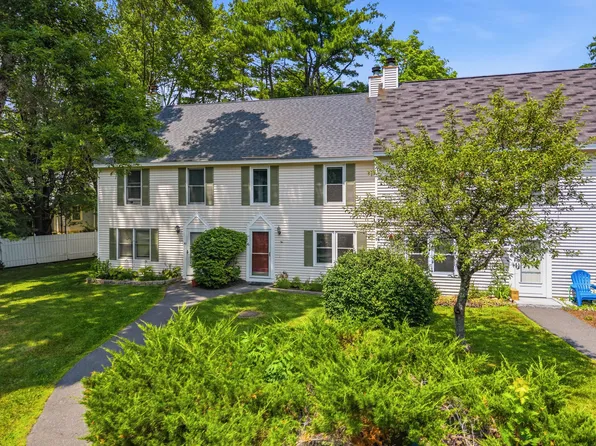 46 Pine Hill Drive #46, Bath, ME 04530
