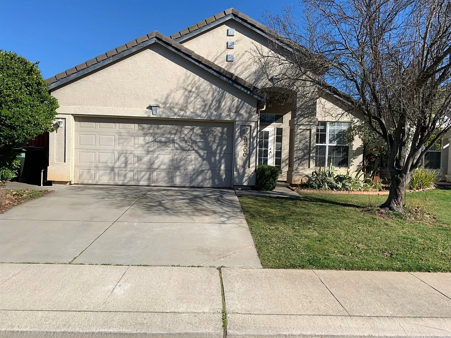 9200 Rose Parade Way photo 1