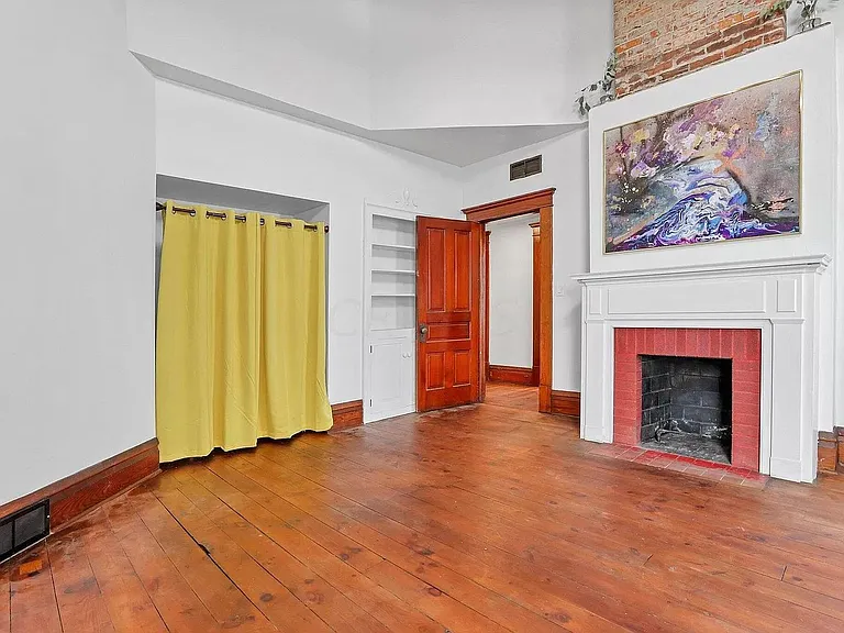365 Hudson Ave #1 — Photo 22