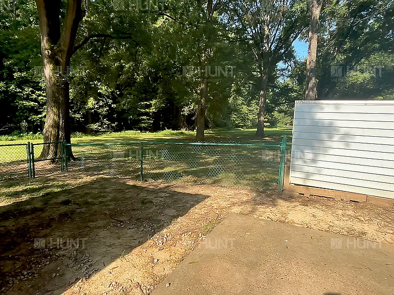 6065 Enterprise St — Photo 13