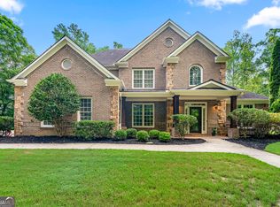 555 Spring Gate Ln, Alpharetta, GA 30009