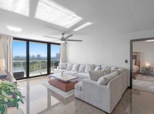 3701 N Country Club Dr APT 2206, Aventura, FL 33180