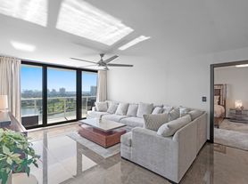 3701 N Country Club Dr