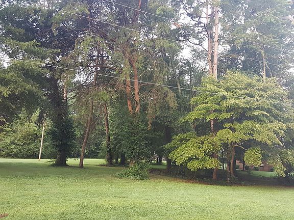 Additional 0.4 acre lot