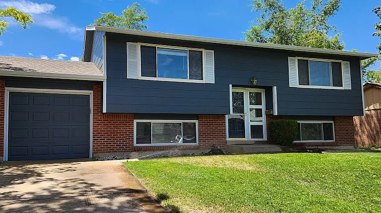 795 Gilpin Dr — Photo 2