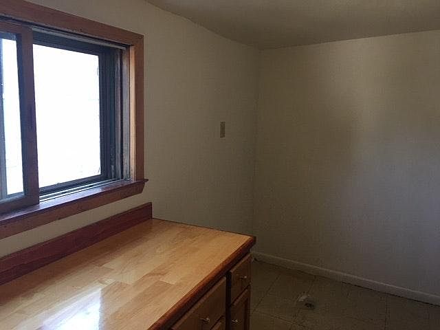 1222 Kitchen