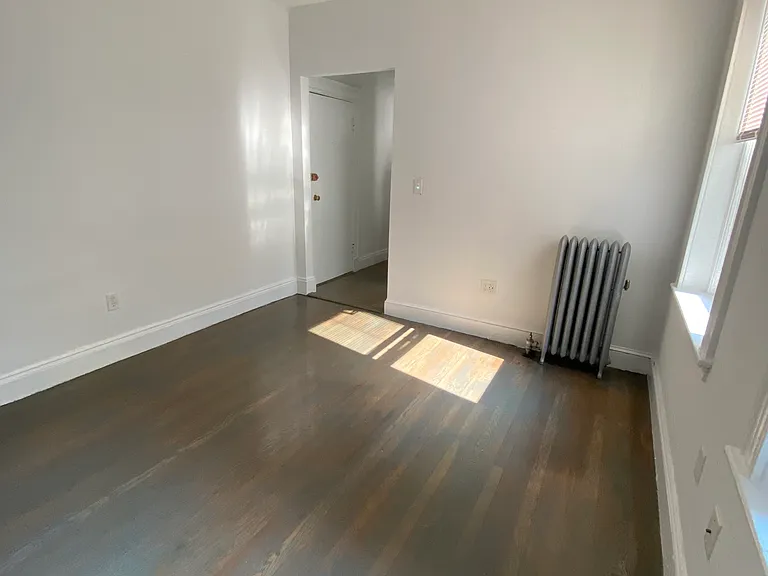 107 Jersey St #16 — Photo 2