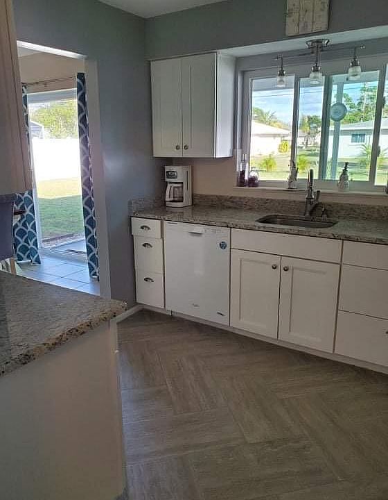 1st image of 236 Parkview Dr