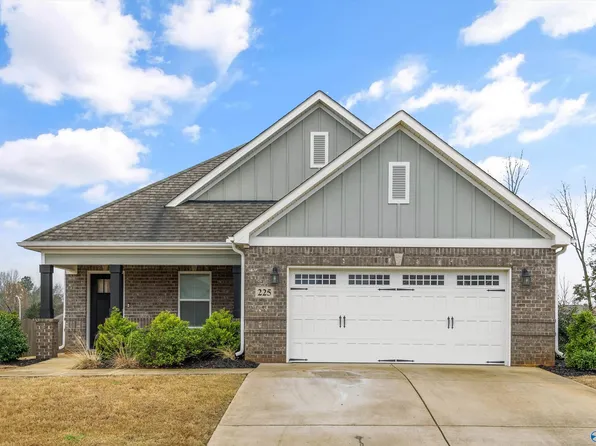 225 Dustin Ln NW, Madison, AL 35757