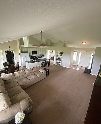 4th image of 235 Woodfield Ct