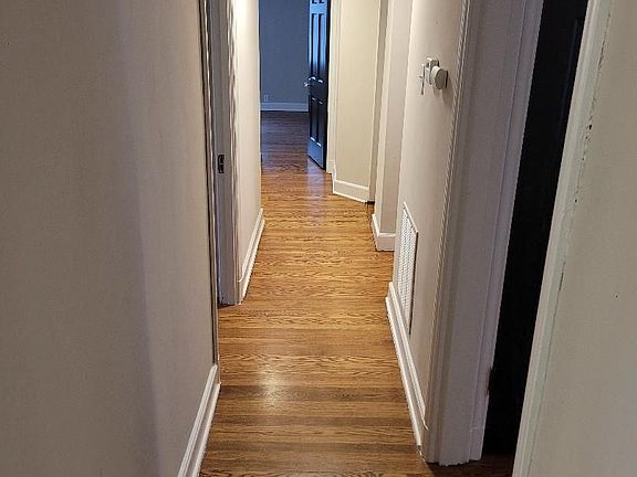 4th image of 7750 Kingsbury Blvd APT 1S