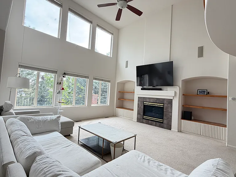 5767 Glenstone Dr — Photo 2